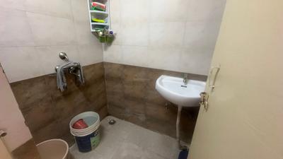 Bathroom Image of 500 Sq.ft 1 BHK Apartment / Flat for sale in ROF Ananda, Sector 95 Gurgaon for Rs. 4100000