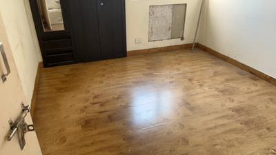 Bedroom Image of 950 Sq.ft 2 BHK Apartment / Flat for sale in Jaypee Kosmos, Sector 134 Noida for Rs. 7500000