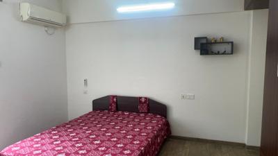Bedroom Image of 1200 Sq.ft 2 BHK Apartment / Flat for rent in Vishrantwadi Pune for Rs. 38500