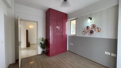 Bedroom Image of 1556 Sq.ft 2.5 BHK Apartment / Flat for sale in Godrej 101, Sector 79 Gurgaon for Rs. 17200000