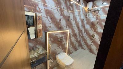 Bathroom Image of 550 Sq.ft 1 BHK Builder Floor for rent in Mahalakshmi Nagar Indore for Rs. 19500