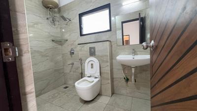 Image of 1600 Sq.ft 2 BHK Apartment / Flat for rent in Cox Town, Bengaluru for Rs. 70000
