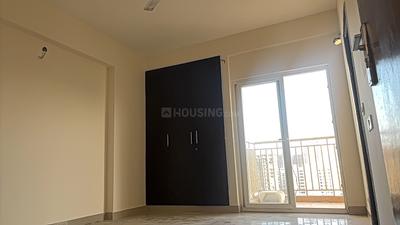 Bedroom Image of 1520 Sq.ft 3 BHK Apartment / Flat for rent in Paramount Emotions, Noida Extension Greater Noida for Rs. 26000