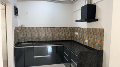 Kitchen Image of 1450 Sq.ft 3 BHK Apartment / Flat for rent in Abhinav Pebbles Urbania, Bavdhan Pune for Rs. 38000