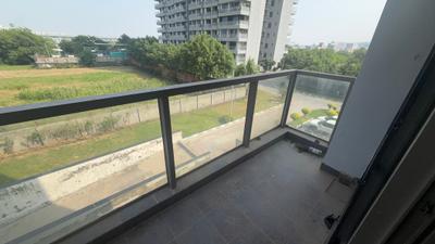 Balcony Image of 1900 Sq.ft 3 BHK Apartment / Flat for rent in Paras Dews, Sector 106 Gurgaon for Rs. 42000