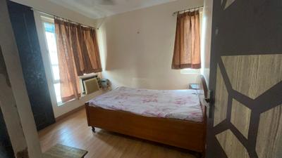 Bedroom Image of 1280 Sq.ft 3 BHK Apartment / Flat for rent in Jaypee Kosmos, Sector 134 Noida for Rs. 35000