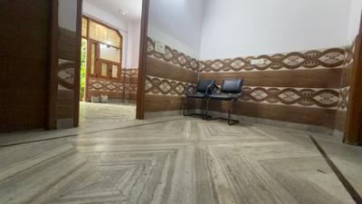 Living Room Image of 550 Sq.ft 1 BHK Apartment / Flat for rent in DDA Akshardham Apartments, Sector 19 Dwarka New Delhi for Rs. 17000