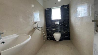 Image of 2400 Sq.ft 4 BHK Apartment / Flat for sale in Bangur Avenue, Kolkata for Rs. 15000000