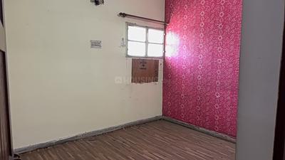 Bedroom Image of 900 Sq.ft 2 BHK Apartment / Flat for sale in GH 14 DDA MIG, Paschim Vihar New Delhi for Rs. 12000000