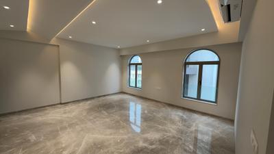 Living Room Image of 2000 Sq.ft 3 BHK Apartment / Flat for sale in Khar West Mumbai for Rs. 132500000