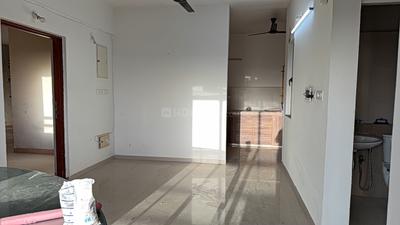 Living Room Image of 1080 Sq.ft 2 BHK Apartment / Flat for rent in Adani The Meadows, Shantigram Ahmedabad for Rs. 23000