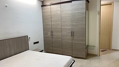 Bedroom Image of 1300 Sq.ft 2.5 BHK Apartment / Flat for rent in Monte South, Byculla Mumbai for Rs. 150000