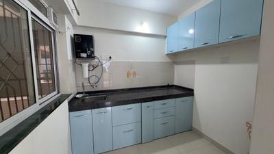 Kitchen Image of 600 Sq.ft 1 BHK Apartment / Flat for rent in Kalyani Nagar Pune for Rs. 35000
