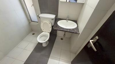 Image of 1320 Sq.ft 2.5 BHK Apartment / Flat for sale in Supertech Livingston, Crossings Republik, Ghaziabad for Rs. 9100000