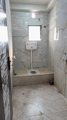 Image of 1200 Sq.ft 3 BHK Builder Floor for rent in Picnic Garden, Kolkata for Rs. 25000