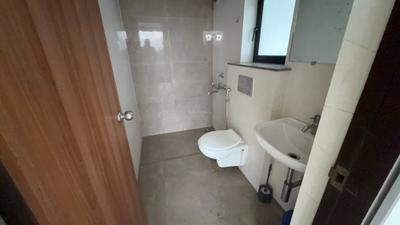 Bathroom Image of 786 Sq.ft 1 BHK Apartment / Flat for rent in Duville Riverdale Suites, Kharadi Pune for Rs. 28000