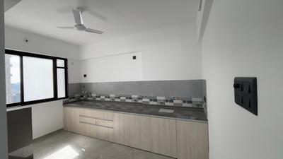 Kitchen Image of 1280 Sq.ft 2.5 BHK Apartment / Flat for sale in Unique Youtopia, Kharadi Pune for Rs. 13300000