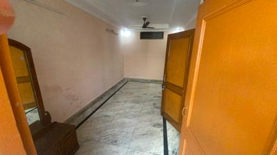 Living Room Image of 720 Sq.ft 2 BHK Independent House for rent in Mukherjee Nagar New Delhi for Rs. 26000