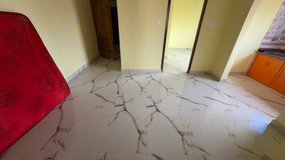 Living Room Image of 950 Sq.ft 2 BHK Apartment / Flat for sale in South Dum Dum Kolkata for Rs. 5000000