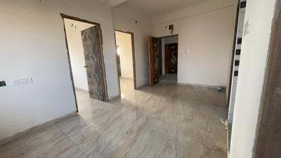 Living Room Image of 808 Sq.ft 2 BHK Apartment / Flat for sale in Behala Kolkata for Rs. 4500000