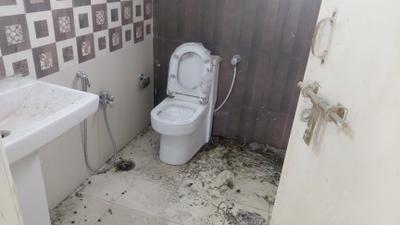 Image of 1500 Sq.ft 3 BHK Apartment / Flat for rent in Sushant Golf City, Lucknow for Rs. 18000