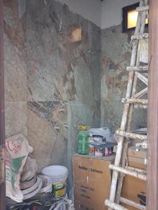Common Bathroom Image of 1400 Sq.ft 3 BHK Apartment / Flat for sale in Sector 49 Noida for Rs. 6200000