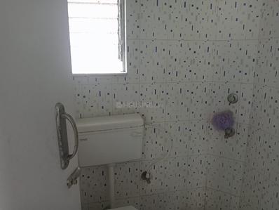 Bathroom Image of 850 Sq.ft 2 BHK Apartment / Flat for sale in Baranagar Kolkata for Rs. 4500000