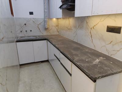 Kitchen Image of 900 Sq.ft 3 BHK Builder Floor for rent in Govindpuri New Delhi for Rs. 20000
