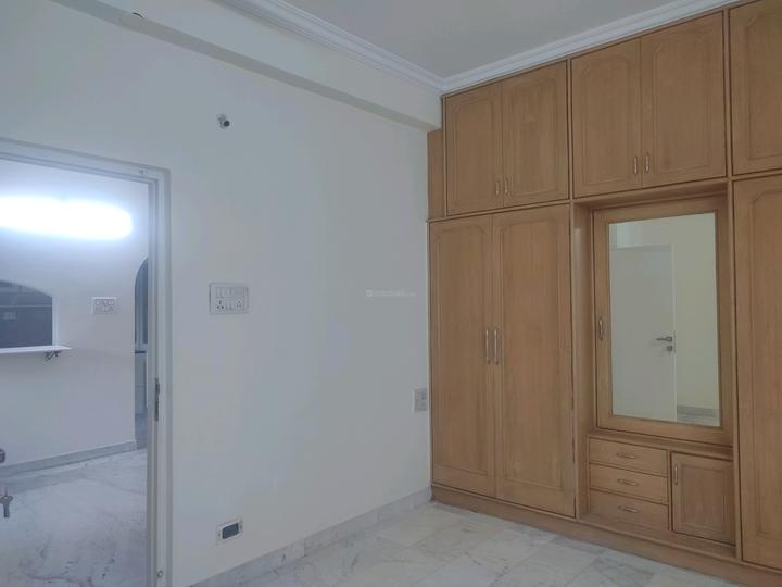 m m rentals Bedroom 1