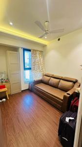 Bedroom Image of 689 Sq.ft 2 BHK Apartment / Flat for sale in Kalpataru Paramount, Thane West Thane for Rs. 14400000