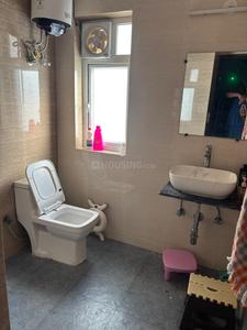 Image of 1500 Sq.ft 4 BHK Apartment / Flat for rent in Mahavir Apartment, Sector 29, Noida for Rs. 49000