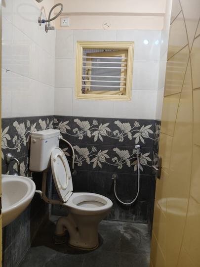 Sector 7, HSR Layout Bathroom 1