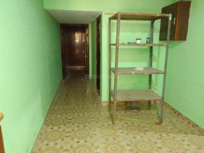 Living Room Image of 500 Sq.ft 2 BHK Builder Floor for rent in Kodambakkam Chennai for Rs. 14000