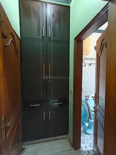 Sector 25, DLF Phase 2 Bedroom 1