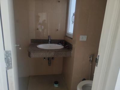 Bathroom Image of 1395 Sq.ft 3 BHK Apartment / Flat for sale in Emaar Emerald Estate, Sector 65 Gurgaon for Rs. 23500000