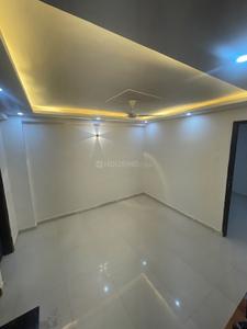 Hall Image of 600 Sq.ft 2 BHK Apartment / Flat for rent in Sector 73 Noida for Rs. 21000