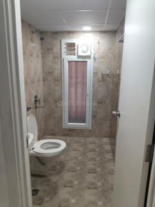Bathroom Image of 1450 Sq.ft 3 BHK Apartment / Flat for rent in TVS Emerald Peninsula, Manapakkam Chennai for Rs. 50000