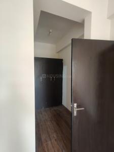 Kitchen Image of 1350 Sq.ft 2 BHK Apartment / Flat for rent in Emaar The Views, Sector 105 Mohali for Rs. 25000