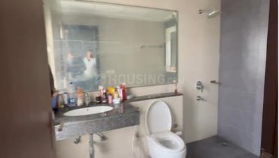 Bathroom Image of 1710 Sq.ft 3 BHK Apartment / Flat for rent in Sobha City, Sector 108 Gurgaon for Rs. 75000