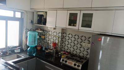 Kitchen Image of 700 Sq.ft 2 BHK Apartment / Flat for sale in Shreedham Splendour, Andheri West Mumbai for Rs. 16500000