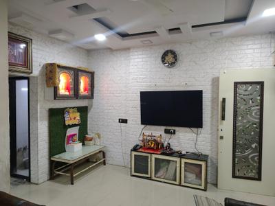 Living Room Image of 700 Sq.ft 1 BHK Apartment / Flat for rent in Vihang Valley, Kasarvadavali Thane for Rs. 15500