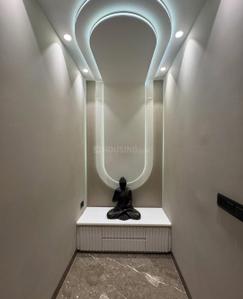 Image of 4000 Sq.ft 4 BHK Builder Floor for sale in Green Park, New Delhi for Rs. 135000000