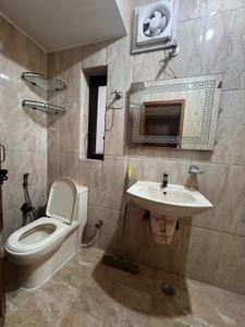 Bathroom Image of 1250 Sq.ft 3 BHK Apartment / Flat for sale in CGHS Navyug Apartments, Vikaspuri New Delhi for Rs. 16500000