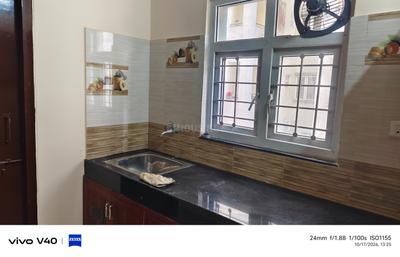 Kitchen Image of 633 Sq.ft 1 BHK Apartment / Flat for rent in Sholinganallur Chennai for Rs. 20000