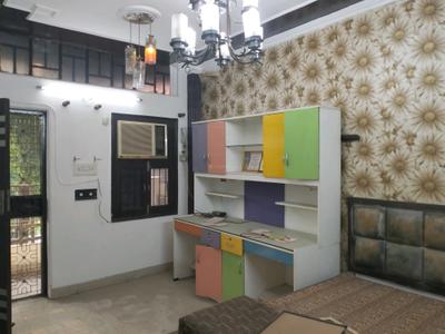 Bedroom Image of 2000 Sq.ft 5 BHK Apartment / Flat for sale in KG-III New Delhi for Rs. 22500000