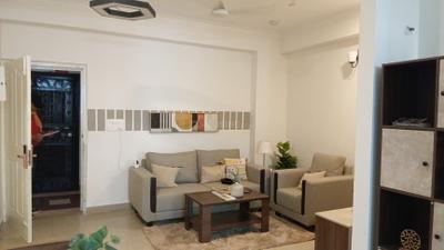 Living Room Image of 1260 Sq.ft 2 BHK Apartment / Flat for sale in Bulland Heights, Crossings Republik Ghaziabad for Rs. 7900000