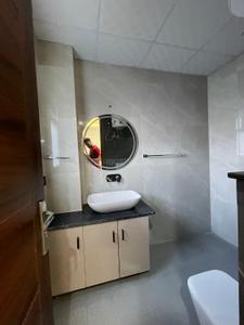Bathroom Image of 2200 Sq.ft 3 BHK Builder Floor for rent in Sector 46 Gurgaon for Rs. 60000