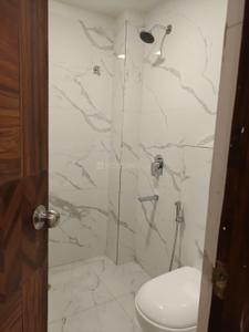 Bathroom Image of 1500 Sq.ft 3 BHK Apartment / Flat for sale in Kidwai Nagar Kanpur for Rs. 9500000