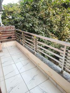 Balcony Image of 400 Sq.ft 1 RK Builder Floor for rent in Sector 50 Gurgaon for Rs. 17000