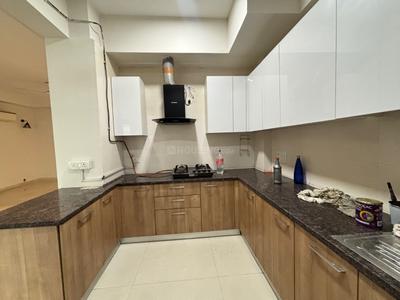 Kitchen Image of 3300 Sq.ft 3 BHK Apartment / Flat for rent in Parx Laureate, Sector 108 Noida for Rs. 90000